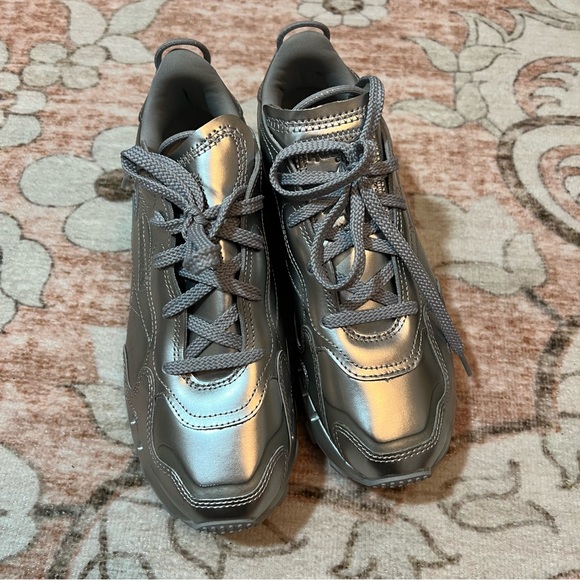 Reebok Classic Silver Metallic Shoes - Picture 2 of 6